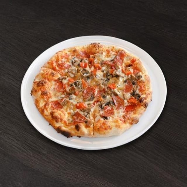 12" Americana Pizza.