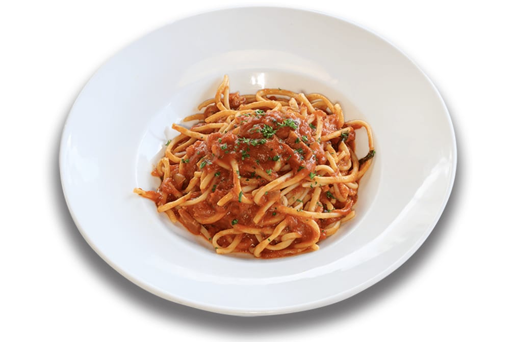 Bucatini All’ Amatriciana Pasta.